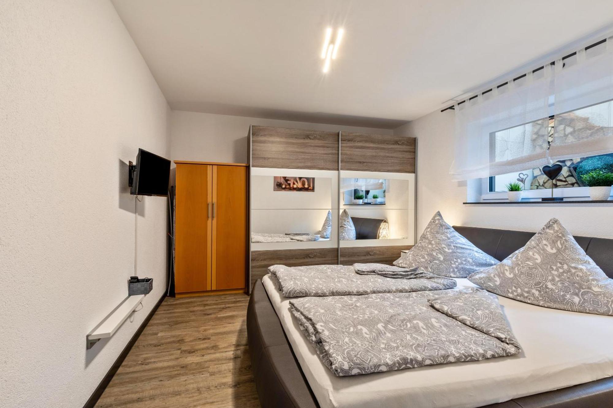 Ferienwohnung Am Weissgerber Мюнзинген Экстерьер фото